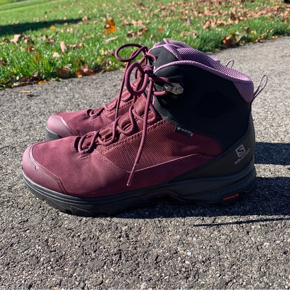 Women’s Salomon Outward GTX Waterproof Hiking Boot - Picture 2 of 13